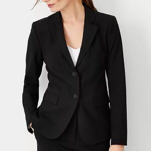 Ann Taylor Seasonless Stretch Two Button Blazer Black Size 4 Notched